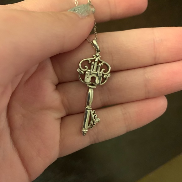 Cinderella’s Castle Key Necklace - Picture 1 of 3